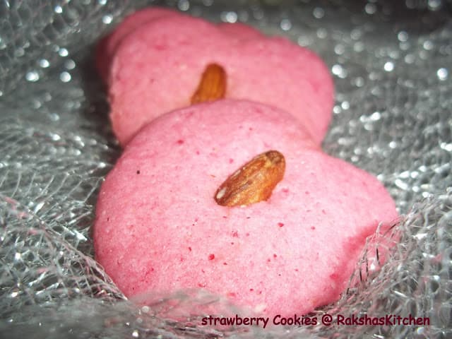 Strawberry cookies