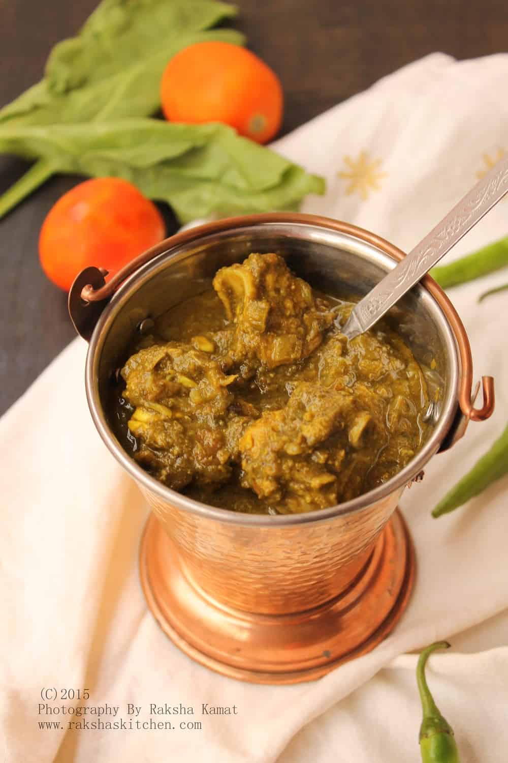 Chicken Saagwala | Palak Chicken - Raksha's Kitchen