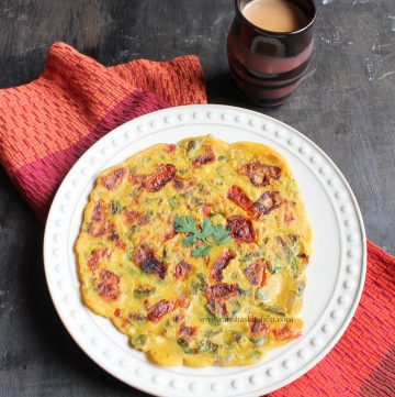 Wheat Flour Chilla With Vegetables | Wheat Flour Bhakri With Vegetables ...