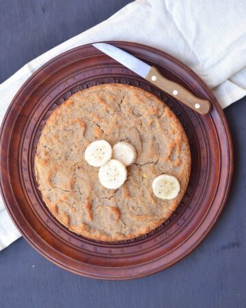 Vegan Banana Semolina Cake, Vegan semolina banana cake, banana cake vegan, semolina cake, sooji cake with banana, vegan cake