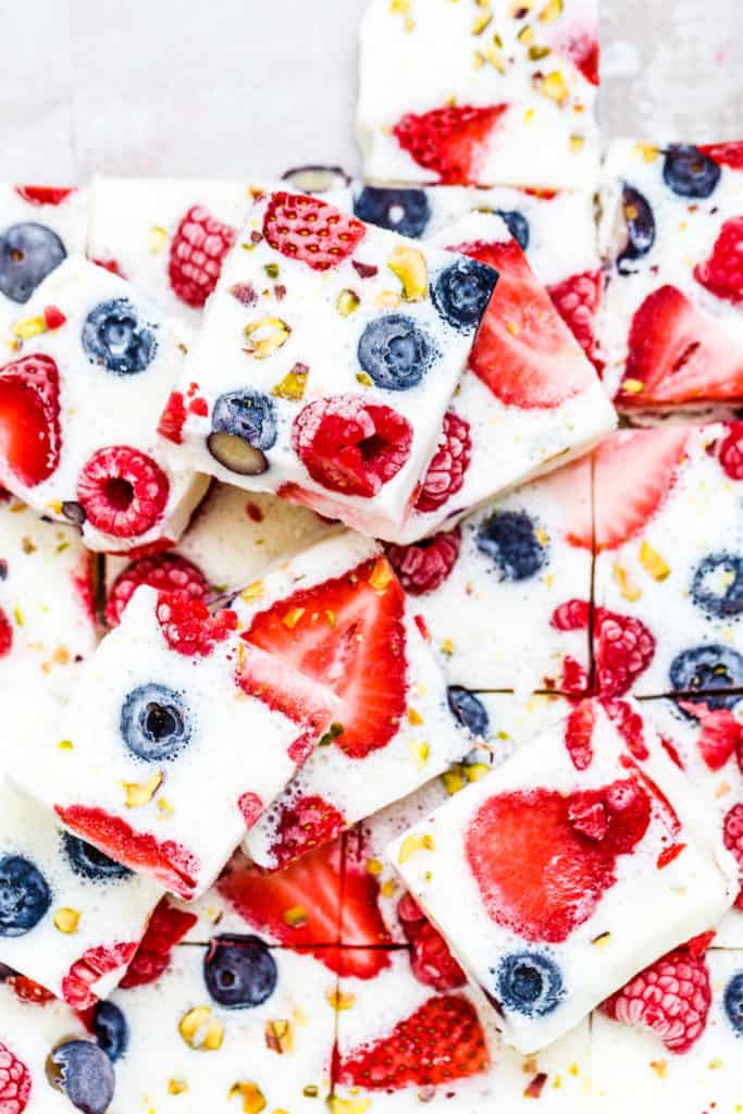 Frozen-Vanilla-Yogurt-Bark-with-Berries-Pistachio-7-683x1024