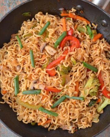 veg ramen noodles stir fry